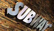 Subway Co-Founder’s Death Puts Sandwich Chain in Hands of Sister
