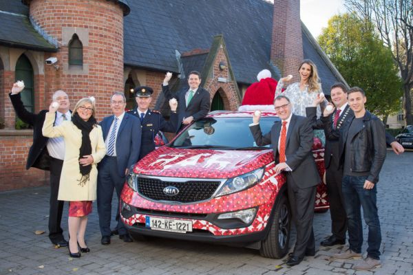 Coca-Cola Introduces World's First 'Christmas Jumper Car'