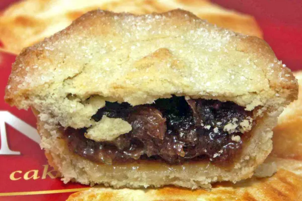 Who Offers the Best Mince Pie? Chef From The Ritz Rates 10 Favourites