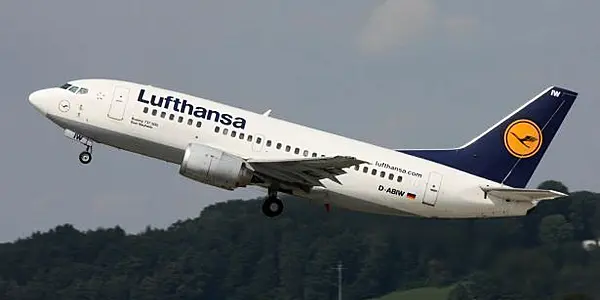 SAS Shares Jump on Report of Possible Lufthansa Investment