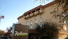 Radisson Hotel Owner to Be Sold to China's HNA Tourism Group