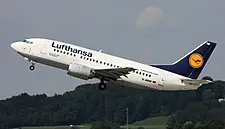 Lufthansa Stands by Profit Target as Demand for Travel Wanes