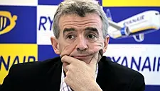 Ryanair CEO 'Very Cautious' on Profit Forecast Amid Fare Drop