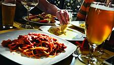 Amazon Enters UK Restaurant-Delivery Wars With Prime Perk