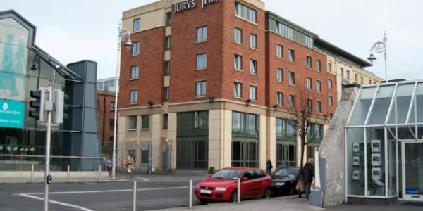 Hotels Sales Top €1bn Mark in 2015