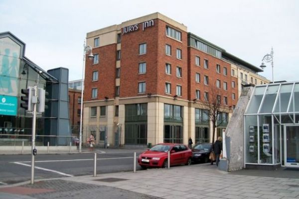 Hotels Sales Top €1bn Mark in 2015
