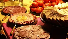 Portugal To Reduce VAT On Restaurant Food