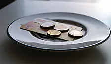 How to Prepare Diners for Life After Tipping