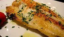 London's Oldest Fish Restaurant Is Loved by Bankers and Gangsters