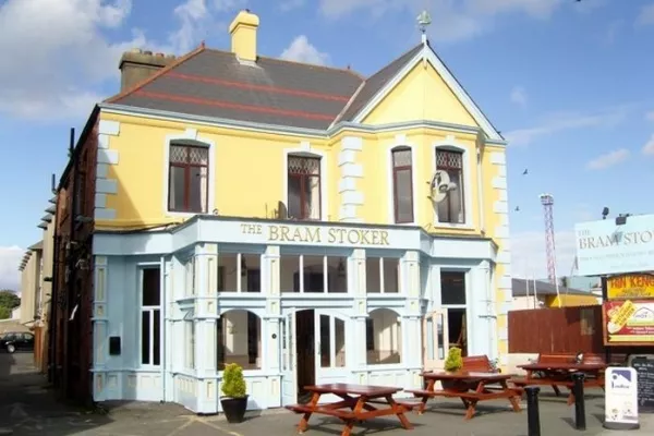 Clontarf Hotel on the Market for 950K