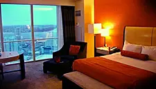 Starwood Hotels Gets $13.2 Billion Bid, Pressuring Marriott