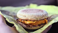McDonald's Revenue Beats Estimates as Breakfast Helps US Gains