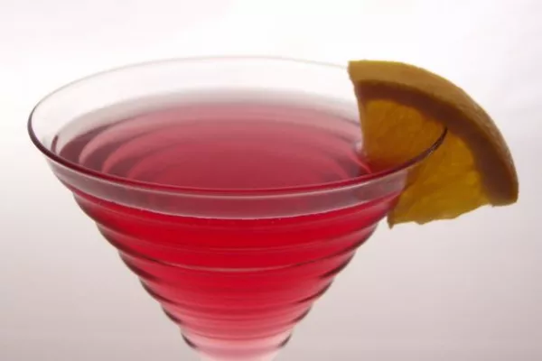 This 300-Year-Old Cocktail Recipe Still Packs a Punch