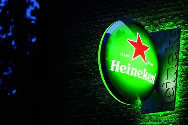 Heineken Faces Rival in Bid for UK Pub Owner Punch Taverns