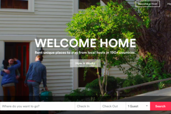 Airbnb Sees Business Travel Surge as It Competes With Hotels