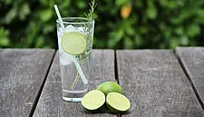 Low-Alcohol Spirits for Low-Energy Summer Days