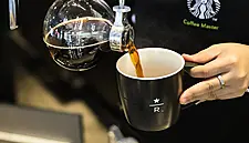 Starbucks To Top McDonald’s As Restaurant King, Analyst Says