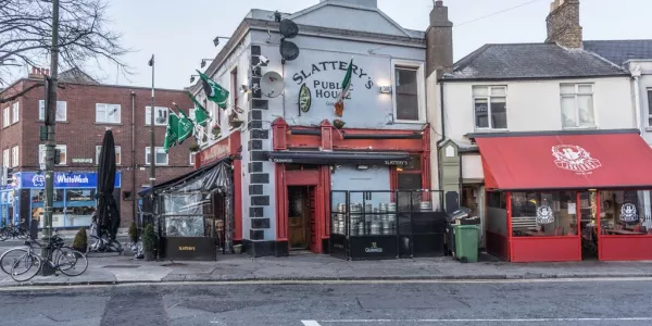 Dublin 4's Slattery's Wins At Irish Pubs Global Awards
