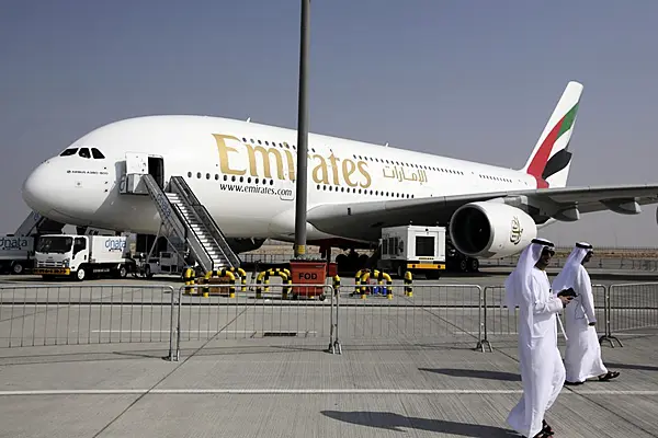 Emirates Profit Jumps 77% Amid Job Cuts, Reduced Dollar Impact