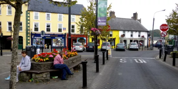 The Square Bar Of Portlaoise Hits The Market For €400k