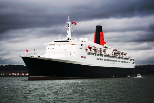 QE2 Cruise Ship To Be Relaunched As Floating Hotel