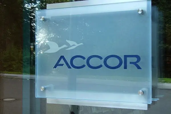 AccorHotels Weighs Taking Stake In Air France KLM