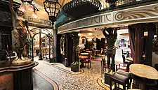 Victor Mee To Auction Items From Iconic Dublin Venues June 19 & 20