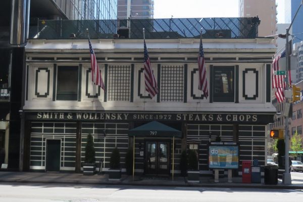 Irish-Owned Smith & Wollensky Steakhouse Chain Expands In The US