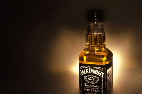 Jack Daniel's-Maker Brown-Forman Cuts Annual Sales Forecast