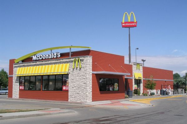 McDonald's Global Same-Restaurant Sales Beat Estimates