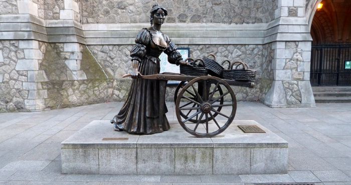 Molly Malone Talking Statue Launched In Dublin Hospitality Ireland