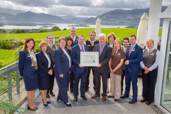Aghadoe Heights Wins Service Excellence Award
