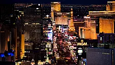 With Las Vegas Slumping, Wynn Plans 4th Hotel At $400 A Night
