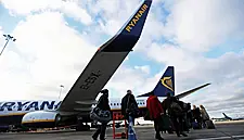 Ryanair Seeks Pilots In South Africa To Fly Expanding Fleet