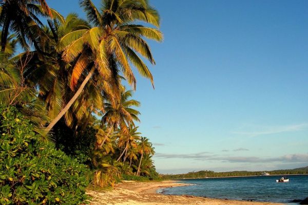 Billionaire Lang Walker Spent $100m On This Fiji Resort