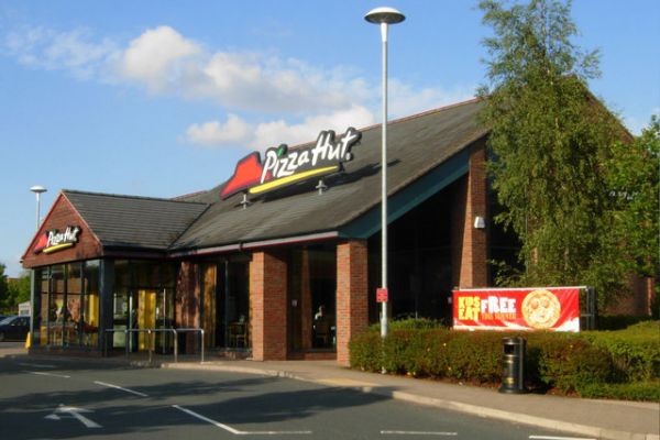 Yum Brands To Reduce Pizza Hut's Dine-In Operations, Focus On Delivery