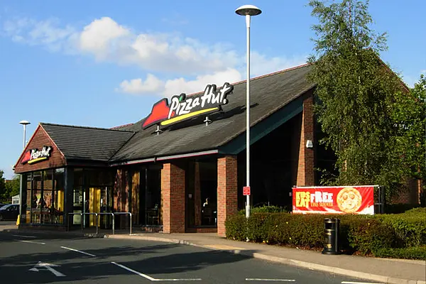 Yum Brands To Reduce Pizza Hut's Dine-In Operations, Focus On Delivery