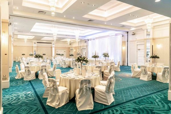 Co. Derry's Roe Park Resort Unveils New Wedding And Function Suite