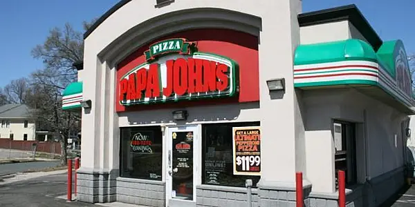 Papa John's Picks Hedge Fund Starboard Over Founder For Investment