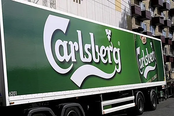 Carlsberg Rolls Out The Smart Barrel