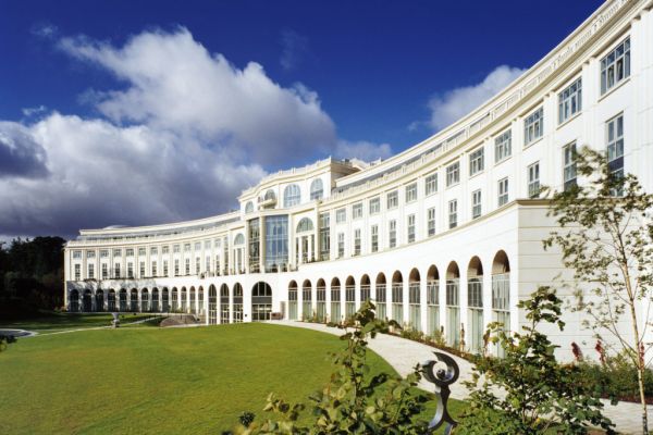 MHL Agrees To Purchase Powerscourt Hotel