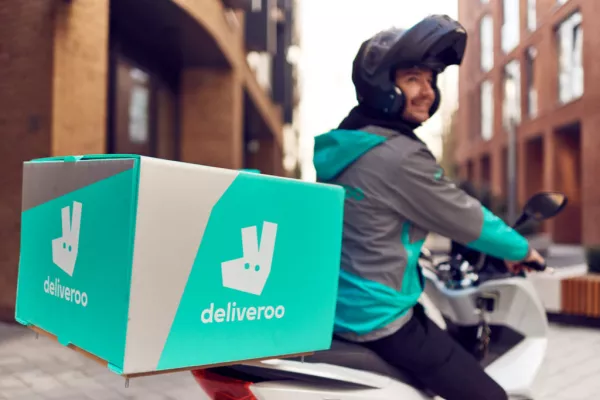 Deliveroo Tops 5,000 Riders In Ireland
