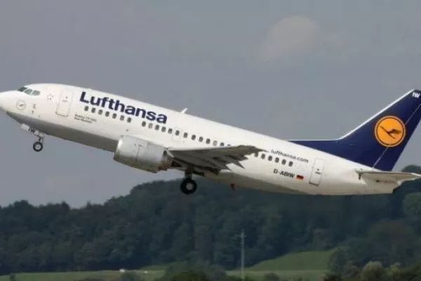 Lufthansa Soars After Top Shareholder Backs Bailout