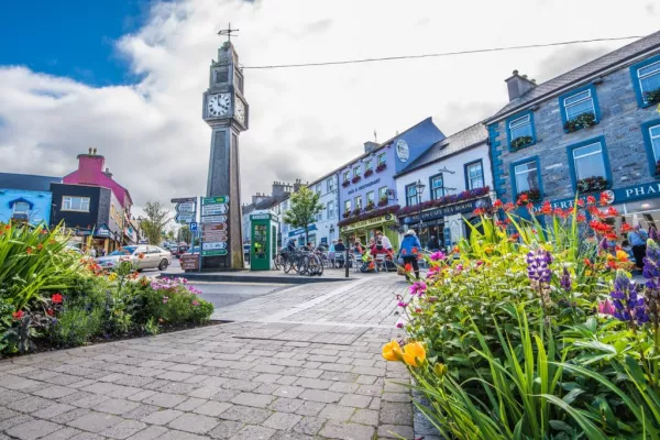 New Tourism Ireland Video Highlights Irish Towns And Villages
