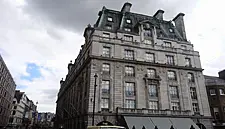 Bids Exceed £1bn For London's Ritz Hotel