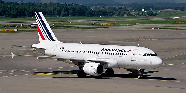 Capital Hike Brings Air France Under French Government's Wing