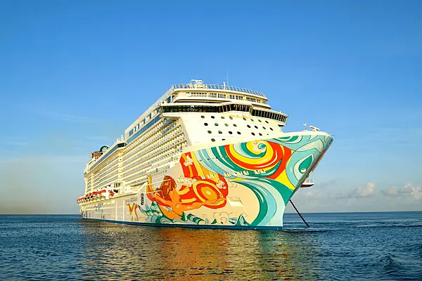 Norwegian Cruise Line Holdings Records Quarterly Loss; US Judge Says Florida Cannot Ban Norwegian Cruise's 'Vaccine Passport' Programme