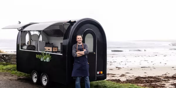 Kildare-Based Chef Caomhán de Brí Launches Nomadic Food Trailer