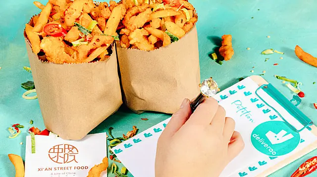 Deliveroo Ireland Launches Petition For National Spice Bag Day