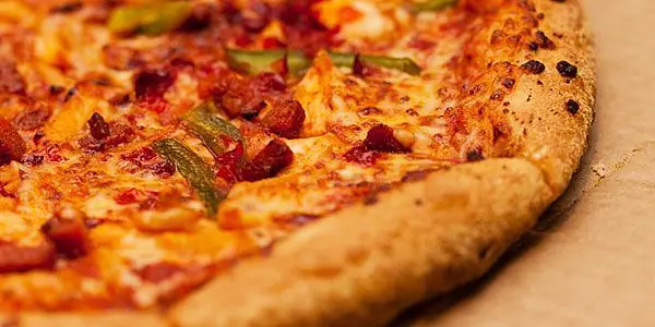 Domino's Pizza Misses Sales Growth Estimates